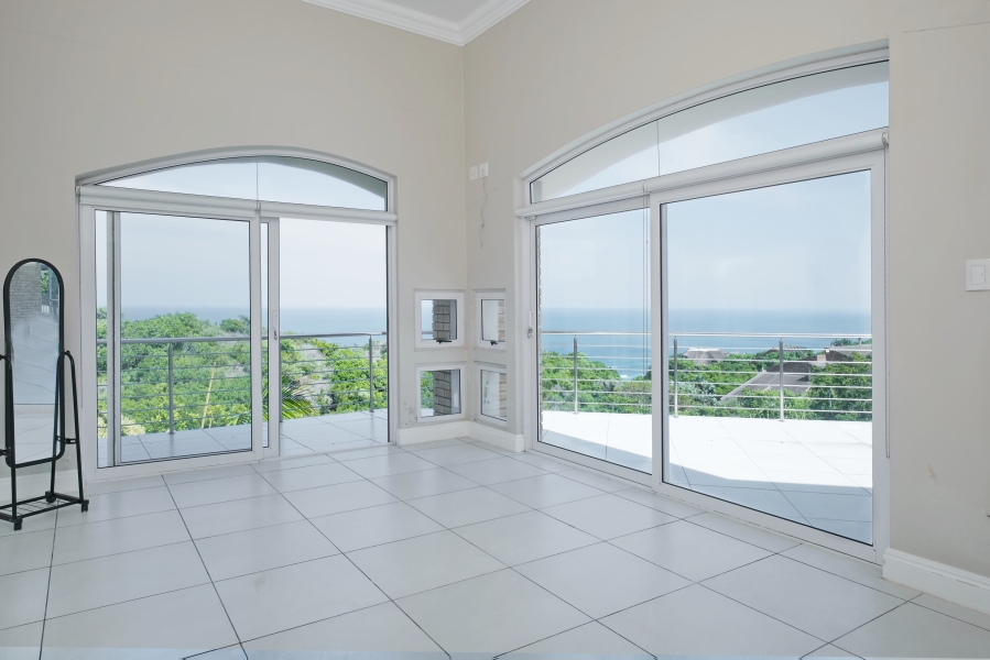 5 Bedroom Property for Sale in Blue Horizon Bay Eastern Cape